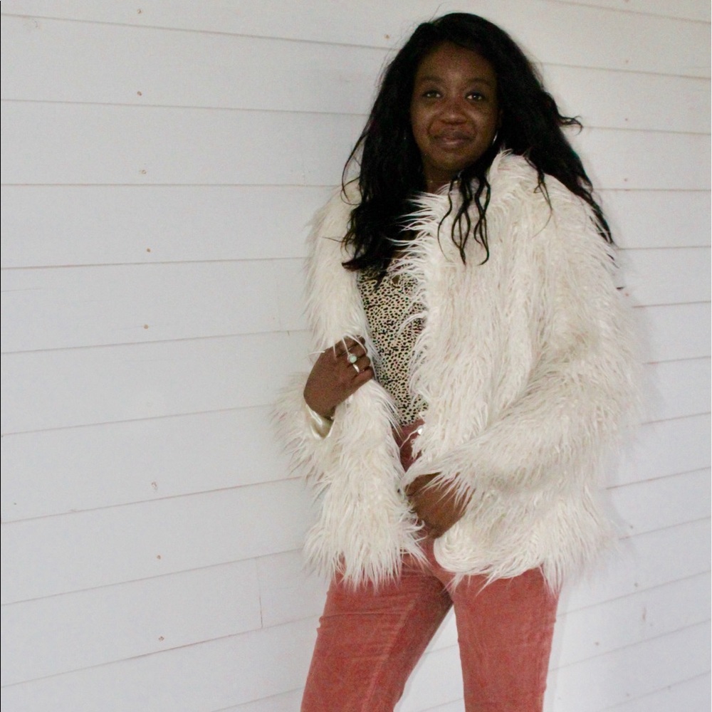 Meet your Posher, Nicole